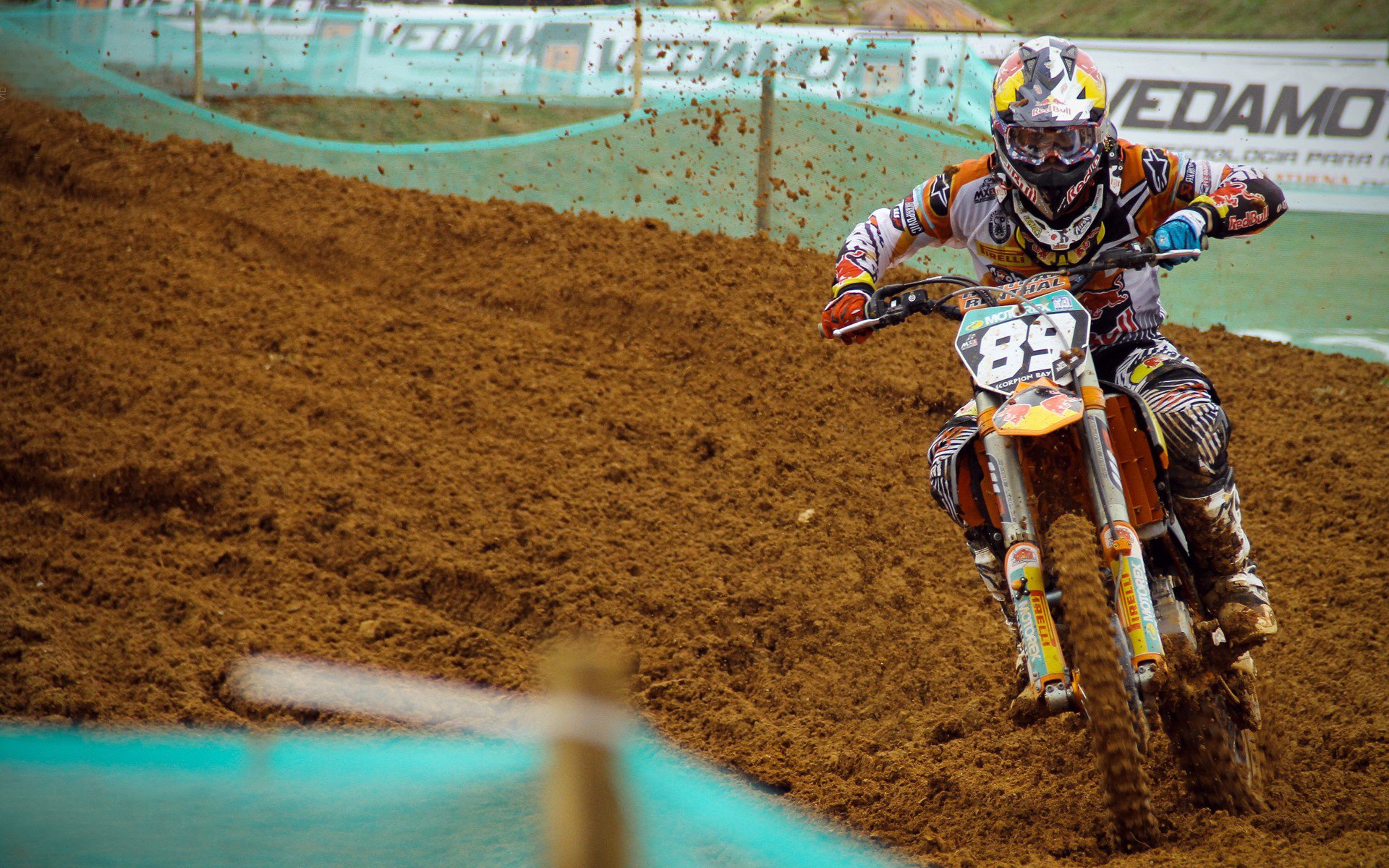 中国香港队赛制透视：如何通过团体配合打破单打局限，香港队伍