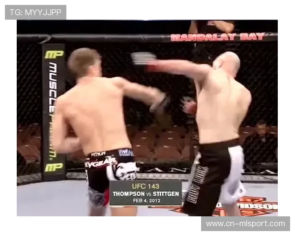 UFC 选手赛后吃披萨庆祝被拍