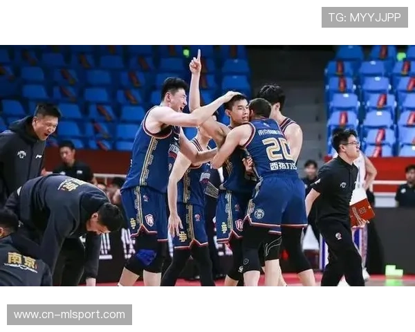 新疆队奋勇直追，冲击季后赛春天！，新疆队季后赛对手