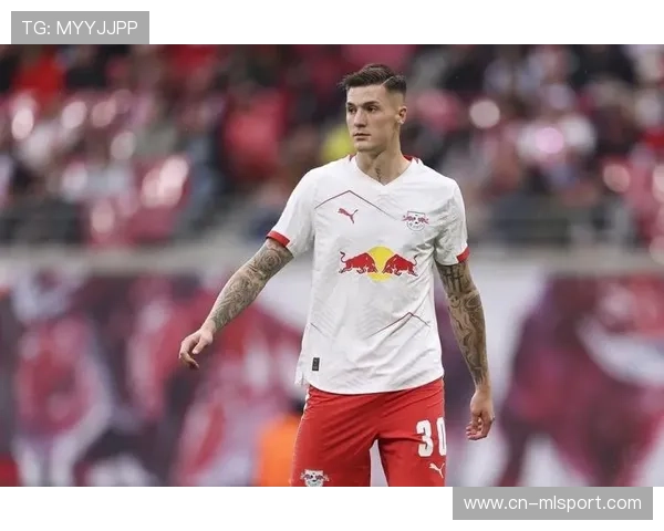 曼联锋线新星谢什科逐渐成型,球队未来可期 曼联锋线新星谢什科逐渐成型,球队未来可期